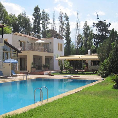 Vamos Palace Apartments Bagian luar foto